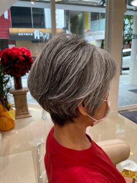 クレア 相武台(CREA) 30代白髪ぼかしカラー【相武台/ハイライト/髪質改善】