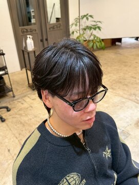 ジェットブラックキューサンロク(JET BLACK 936) 【軽やかに遊び心を纏うシースルーマッシュ完成美】