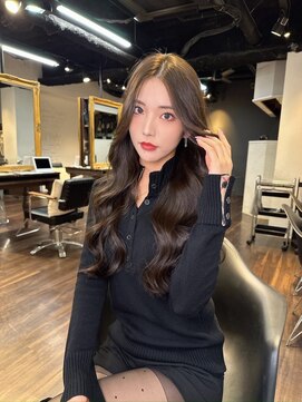 ザシェノンウメダ(THA CHAINON UMEDA) イメチェン/ピンクベージュ/アンブレラカラー/前髪/心斎橋