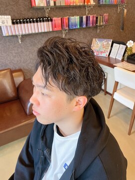 浪漫館 アールズコート(R's Court) 七三アップバングパーマ @木原 3.18