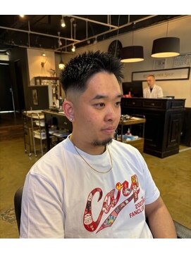 ワンワンオー バーバーショップ 博多店(@110 BARBER SHOP) アッシュブラックネイビーフリックパーマジェントルショート縦