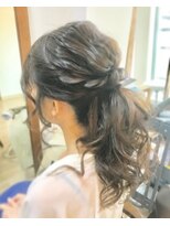 ロカット サロン(Roquat Salon)&nbsp;大人気大人ゆるふわローポニーアレンジ【立川/立川南/浴衣/袴】