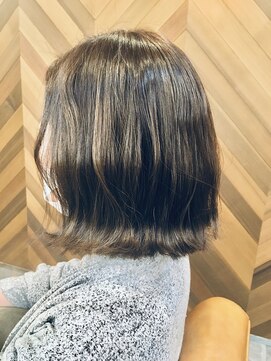ラグヘアーワークス 草薙店(LAG HAIR WORKS) ハイライト外ハネボブ