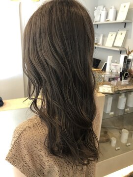 ミュゼリーブル(Musee libre) ★透明感抜群グレージュ★