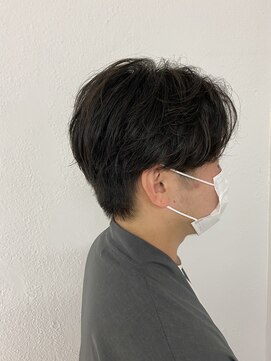 アングゥ ウル(ungu ul) センターパート/パーマ