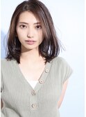 ヴェールグレージュ×ミディアムレイヤー