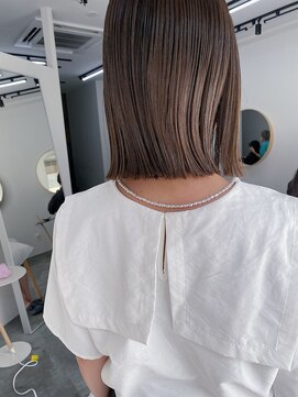 ディッシィ 立川(D'ICI) FUMI~オリーブグレージュ