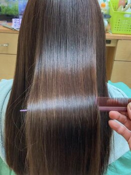 すぺーす ぷれぜんつの写真/【縮毛矯正で上手くいかなかった方は必見】ダイヤモンドマイスターの資格保有スタイリスト在籍◎