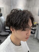ビカムメンズヘアー 栄店(become men's hair)&nbsp;縦落ちセンターパート/ツイストスパイラルパーマ/名古屋栄メンズ