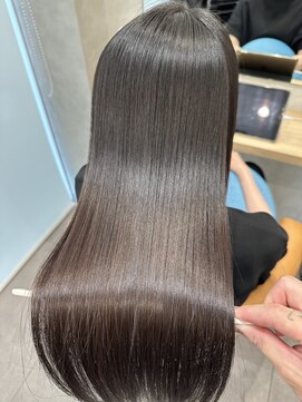 ジーニ(GENIE) 圧倒的な艶髪に/髪質改善/縮毛矯正/木更津