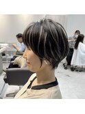 小顔ショートボブカラー大人ショートボブひし形ショートカット