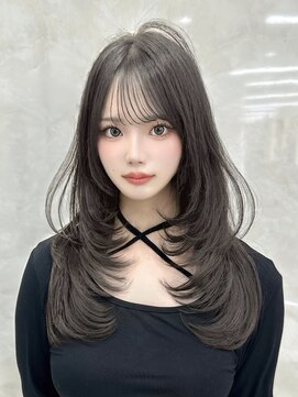 マウル 栄(MAEUL) 似合わせレイヤーカット　透明感カラー　縮毛矯正　ストレート
