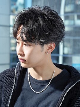 アルファ 新宿(alpha) 【alpha 新宿】センターパート×フェザーパーマ