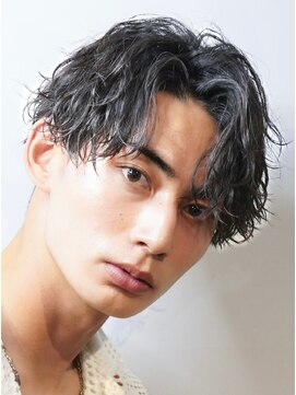 フィフス トウキョウ (fifth TOKYO) 渋谷ツイストスパイラルパーマメンズセンターパート社会人30代