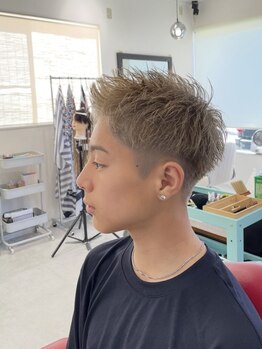 キューカンバー(CUCUMBER)の写真/【一味違う男らしさを演出】メンズの髪を熟知したスタイリストがカッコイイを引き出す男前スタイルをご提案