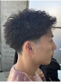 スパイキーパーマ短髪パーマテーパーフェードメンズショート原宿