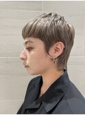 オン眉/ウルフショート/ハイトーンカラー/ショートバング