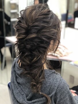 ナナナ パレナ 大津膳所店(nanana parena) ルーズなくるりんぱダウンアレンジ【nanana parena】