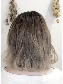 ウル(Ulu) ミルクティー×バレイヤージュ