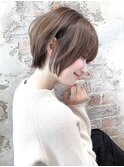 マニッシュ耳かけショートボブ
