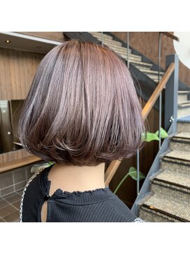 ピースリーヘア バイ カーサ(peathree.hair by CASA) ラベージュ×ボブ