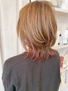 キャアリー(Caary) 福山市美容室Caary 個性派ウルフ ピンクインナー裾カラー