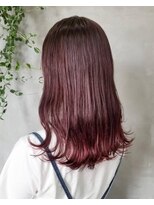 テトヘアー(teto hair) グラデーションカラー　赤　レッドカラー　韓国ヘア