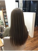 カラー(ブリーチ・ピュアモイスト)・Cut
