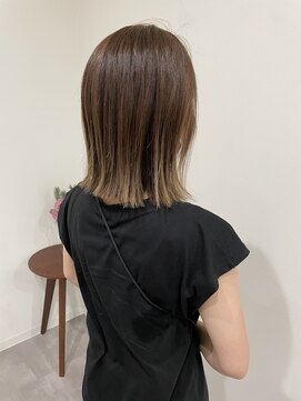 ナッツ(Nut's) 切りっぱなしボブ