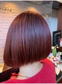 丸みのある前下がりボブ