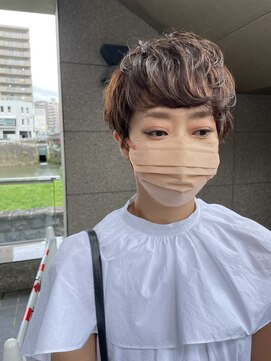 フロクシノーシナイヒリパイリフィケーション(Floccinaucinihilipilification) 癖を活かしたベリーショート