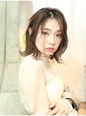外ハネミディアム/セミウェット/抜け感ヘア/耳かけ/新百合ヶ丘
