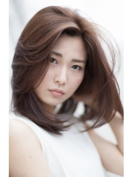 ライズ バイ レボ(RISE by REVO) 大人かわいい/レイヤーロング/グレーベージュ/前髪パーマ/我孫子