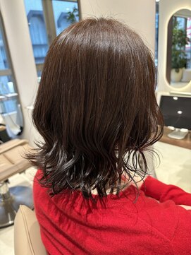 ビオラバイフーガ 綱島(Viola by FUGA) 大人可愛い深みブラウンカラー◎潤艶髪20代30代40代50代