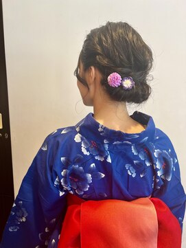 レナークイスト(LENAHC ist) シニヨン×文庫結び