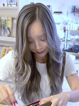 ブレイズヘアー(BLAZEhair) 【ギャルデザイン】ホワイトバレイヤージュ×ブリーチ２回