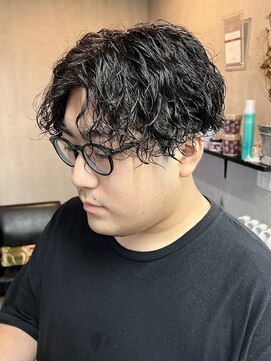 トリコ(ToricO) 波打ちセンターパート/スパイラルパーマ/波打ちパーマ