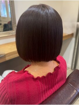 リアン 横須賀中央店(Lien) 丸みボブ アッシュグレー 艶髪 30代 ストレート トリートメント