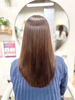 アールグランデ 静岡店(R GRANDE)&nbsp;ネオメテオストレート＆メテオカラーで作る艶髪レイヤースタイル
