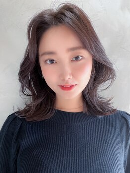 実力派スタイリスト多数在籍★女性ならではのセンスと心配りで人気爆発♪【カット+カラー+TR\9350】