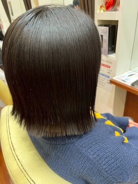 美容室ヒラトヤ 都南店 20代30代40代切りっぱなしロブ×透明感カラーオリーブグレージュ