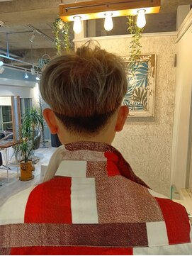 キャル ショウナン 平塚(CAL SHONAN) マッシュフェードカット