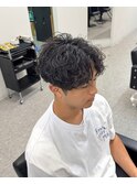 波巻きスパイラルパーマセンターパート