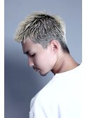 スパイキーショート　金髪ショート