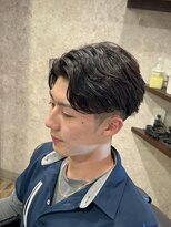 キタセンジュバーバー バイ ティーズ(KITASENJU BARBER by T's) フェザーパーマ センターパート
