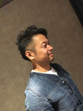 クラウディア242(cloudia242) 強めカールをいかすワイルドヘア