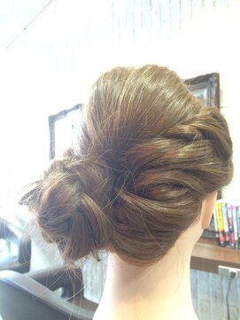 クロムヘアー(CHROME HAIR) ルーズアップ