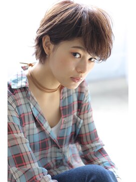 ヘアリゾート ブーケ(hair+resort bouquet) セミウェットな外ハネショート