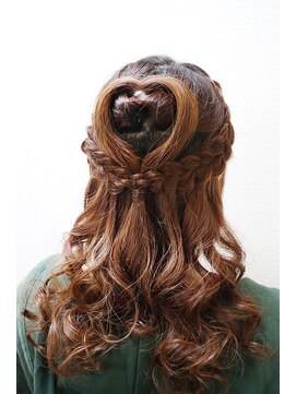 エヌエービー 池袋店(N.A.B.) ハーフアップ（ヘアセット）