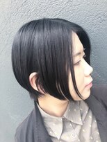 ヘアーシグネチャー(Hair Signature)&nbsp;ハサミ1本で仕上げるクールな前下がりボブレイヤー